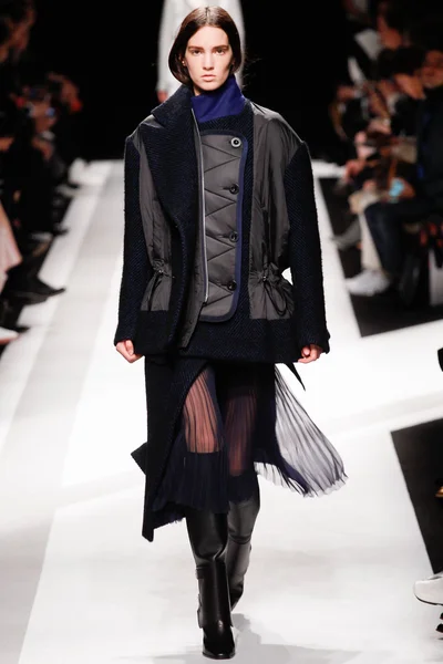 Look 13